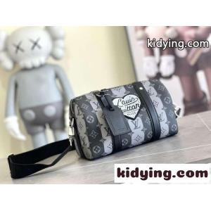 LOUIS vuitton ブランド コピー × NIGO シティ・キーポル ルイ・ヴィトン バッグ コピー ショルダーバッグ M45963kid2615ruKz