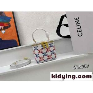 可愛い トリオンフ セリーヌ ブランド コピー バッグ コピー ショルダーバッグ ミニ バニティーケースkid26OTbaSj