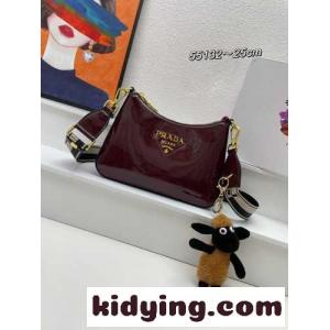 パテントレザー プラダ ブランド コピー バッグ コピー 斜めがけ レディース ショルダーバッグkid26CSjKDq