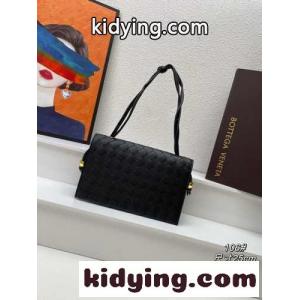 23SS Trio Pouch トリオ ポーチ ストラップ バッグ ボッテガ・ヴェネタ バッグ コピー ブラックkid26e4beSr