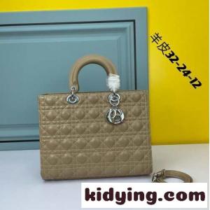 クリスチャン・ディオール スーパーコピー スーパーコピー ラムスキン LADY dior スーパーコピー ラージバッグkid26D41nyy