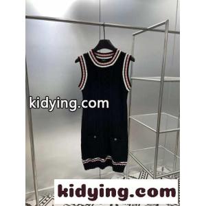 パイカラーのラインがかわいい♥ノースリーブ ニットワンピース シャネル コピー ワンピース コピーkid26Prq8ra