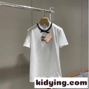 洗練された 可愛い ロゴ入り リボン付き 半袖Tシャツ ミュウミュウ ブランド コピー Tシャツ コピー 春夏kid26u8jeae