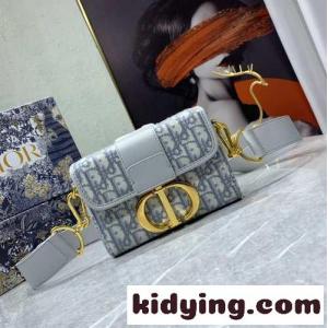 30 MONTAIGNE ボックスバッグ クリスチャン・ディオール コピー バッグ コピー コンパクトkid26yGfeuq