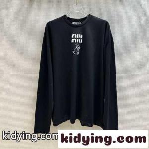 ミュウミュウ コピー Tシャツ コピー 長袖 コットン シンプル ロゴ入り 着心地いい クルーネックkid26XDq0va