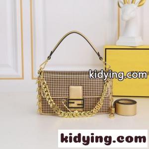 versace コピー by fendi コピー セーフティーピンブローチバゲット フェンディ コピー バッグ コピー ショルダーバッグkid26eOr49n