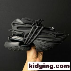 大注目 ユニコーン ロー スニーカー バルマン コピーブランド スニーカー コピー 軽量 コンフォート スポーツシューズkid26n8v4Hn