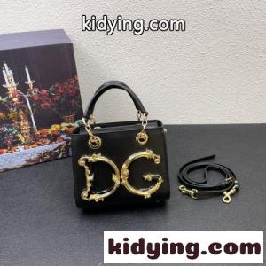 DG GIRLS バッグ スモール カーフスキン ドルチェ&ガッバーナ スーパーコピー バッグ コピー ハンドバッグ ブラックkid26b0rm4z