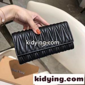 人気 レディース 長財布 ミュウミュウ コピー 財布 コピー 大容量 シープスキン ブラックkid26aWHLrm
