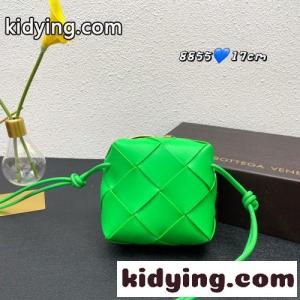 大人気 カセット クロスボディバッグ ボッテガ・ヴェネタ バッグ コピー レディースkid26KTXLLf