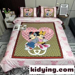 遊び心いっぱい ディズニー プリント 4点セット グッチ コ...
