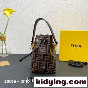 フェンディ コピー バッグ 人気 コピー レディース バケットバッグ モン トレゾール レザー ミニバッグkid26W5TLPr