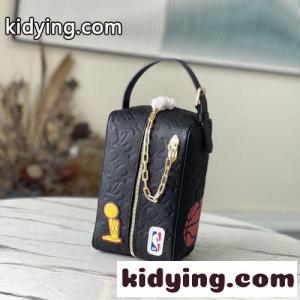 LVXNBA 人気 おしゃれ クロークルームドップキットバッグ ルイ・ヴィトン バッグ コピー M58515kid26uqy45b