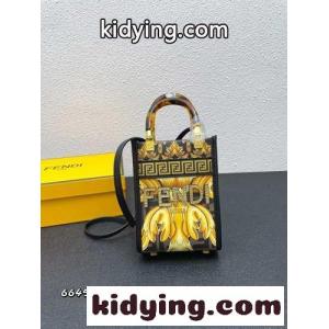 fendi コピーブランド × versace コピーブランド ミニ トートバッグ フェンディ コピーブランド バッグ 人気 コピー おしゃれ ショルダーバッグkid26CKrSfe