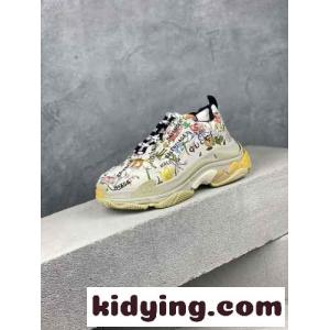 balenciaga ブランド コピー x gucci ブランド コピー 個性的 花柄 人気 レースアップスポーツジューズ レディース メンズ おしゃれ バレンシアガ ブランド コピー スニーカー コピー 厚底kid26W1ziKr