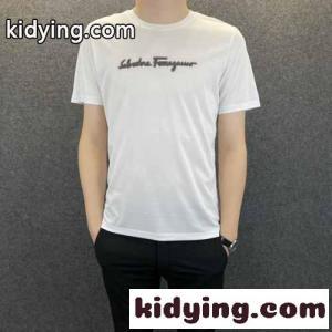 シンプル カジュアル 柔らかい 着心地いい クールネック サルヴァトーレ・フェラガモ 半袖tシャツ コピー ホワイト ブラックkid26Tf4reu