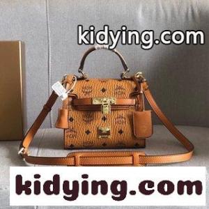 Kellyケリーmini斜めがけバッグはmcm スーパーコピーデザインの長い歴史と伝統を表現している エムシーエム スーパーコピー カバン コピーkid264ziiyu