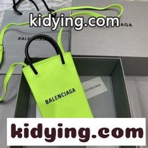 Balencia新潮から反則までのミニフォンバッグ 控えめでオシャレでおしゃれな人に欠かせない バレンシアガ コピーブランド バック 可愛い コピーkid26P1Du4z