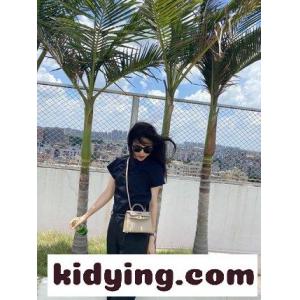 小さいサイズはアジアの女性に人気が高まっており その理由の一部は身長である エルメス コピー バッグ 軽いコピーkid26LnSzyi