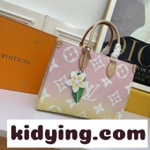 このOnTheGo中号の手袋は,シボレザーで古典的なMonogram模様の目立つ拡大をしております ルイヴィトン ブランド コピーのバック コピーkid26uuaC8f