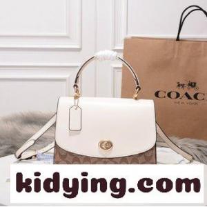 コーチ コピーバッグ 芸能人 coach コピー コーチ コピーの21年の新型女性Parkerはバッグをカバーしています サンドイッチが入っていて 容量が大きいkid26Sny0fC
