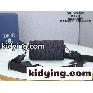 ディオール コピーブランド バッグ 黒コピー　ディオール コピーブランドROLLER dior コピーブランド OBLIQUEメンズショルダーバッグ 円筒バッグkid26fa4jKf