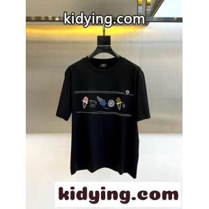 遊び心満載 フェンディ スーパーコピー Tシャツ 偽物 クルーネック 半袖Tシャツ ブラックkid26X9b0Pn