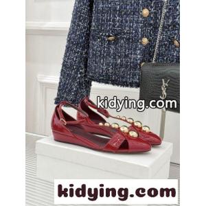 人気 洗練された クロエ CLEIAサンダル コピー パテントレザー レッドkid26TPL1De