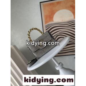 ヴェルサーチ コピーブランド バッグ スーパーコピー メドゥーサ 装飾付き ハンドバッグ グレーkid26Sbee0b