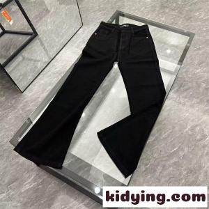 AMIRI デニムパンツ ブラック 無地 シンプル 美脚効果 モード系 カジュアル アミリ 偽物kidying26GPnG5n