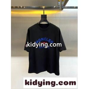 合わせやすい ロゴ入り 半袖Tシャツ モンクレール コピー Tシャツ 偽物 ブラックkid26CqKPLb