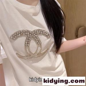 chanel コピー 半袖Tシャツ 靴下 2点セット キラキラ フェミニン カジュアル シャネル コピー コピー トレンド感kidying26Wby4Xr