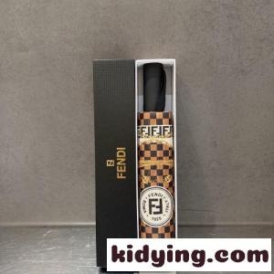 お洒落 チェッカー柄 FFロゴ 折りたたみ傘 フェンディ コピー 傘 偽物 ワンタッチ 晴雨兼用kid26GfuaaC