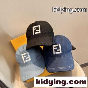 シンプル ロゴ刺繍 ベースボールキャップ フェンディ コピーブランド キャップ 偽物 帽子kid26aeuOPz
