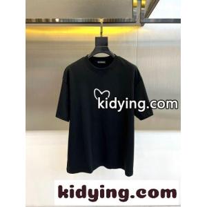ハート ロゴ 半袖Tシャツ バレンシアガ ブランド コピー Tシャツ 偽物 クルーネック ブラックkid269fSTTb