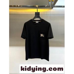 シンプル 馬上の騎士 半袖Tシャツ バーバリー コピー Tシャツ 偽物 クルーネック ブラックkid26quC0Xv