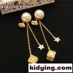 星＆ダイスチャーム ピアス クリスチャン・ディオール コピーブランド イヤリング 偽物kid26T9ruqi