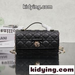 大人可愛い♥My dior コピー ミニバッグ クリスチャン・ディオール コピー バッグ コピー ブラックkid26yuuqCa