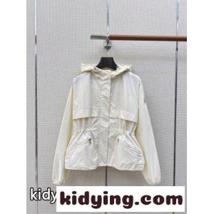 洗練された フーデッド ブルゾン モンクレール コピー ジャケット 偽物 ホワイトkid265591Hn
