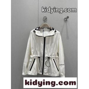 カジュアル フーデッド ライトジャケット バーバリー コピーブランド ジャケット コピー ホワイトkid26meCmqy