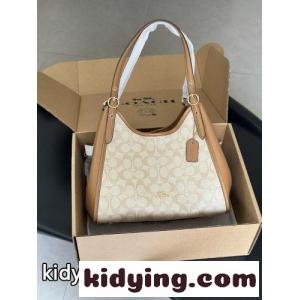 コーチ コピー バッグ スーパーコピー クラシック シグネチャー柄 2WAY ショルダーバッグkid26HnSHry