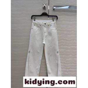 お洒落 スリット入り デニムパンツ ロエベ コピー ジーンズ コピー ホワイトkid26uKvyyC