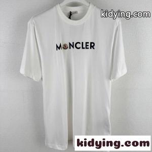 moncler コピー（モンクレール コピー）ロゴワッペンTシャツ 2026新作 モードカジュアル 半袖カットソー ストリートベーシックkidying261nmOPf