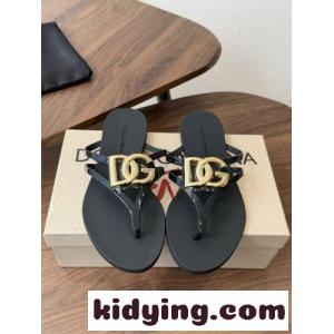 カジュアル DGロゴ トングサンダル ドルチェ&ガッバーナ スーパーコピー サンダル スーパーコピー ブラックkid260HfSzy