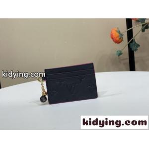 ルイ・ヴィトン スーパーコピー M29250 カードケース ポルト カルト･LV チャームkid26LDmKTb