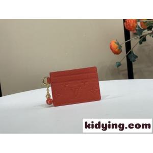 ルイ・ヴィトン カードケース ポルト カルト･LV チャーム スーパーコピーkid26e89r4b