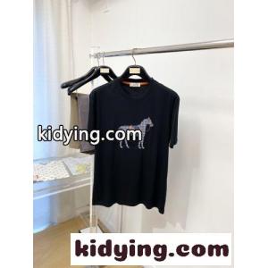 目を引く 馬モチーフ 半袖Tシャツ エルメス スーパーコピー Tシャツ 偽物 クルーネック ブラックkid26eG1HTj