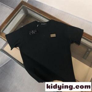メタルプレート 胸元アクセント ベーシックシルエット DOLCE & gabbana スーパーコピー ドルチェ＆ガッバーナ スーパーコピー コピー 半袖Tシャツ デイリーファッションkidying260HzW1n