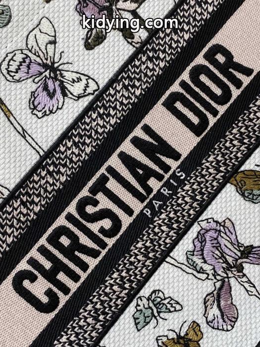DIORバッグブランド 品 コピー本季新作2026最新 ファッショニスタ愛用 大人っぽい雰囲気._0_1