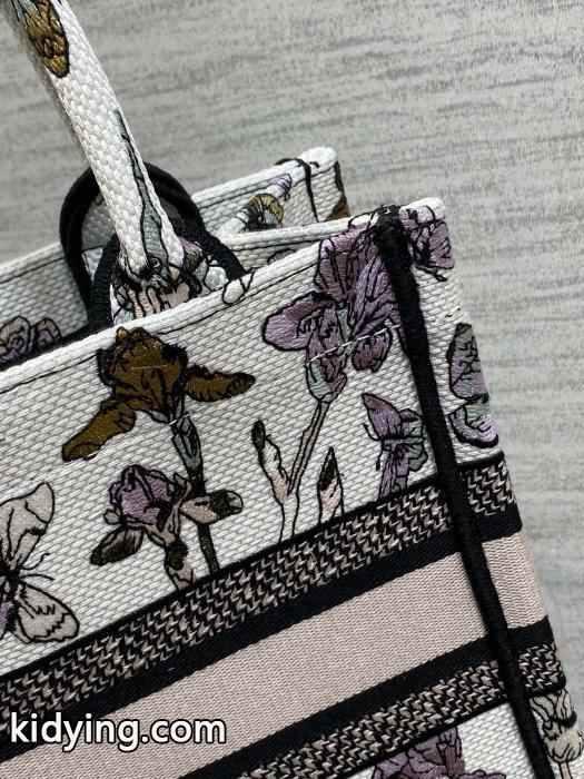 DIORバッグブランド 品 コピー本季新作2026最新 ファッショニスタ愛用 大人っぽい雰囲気._0_4